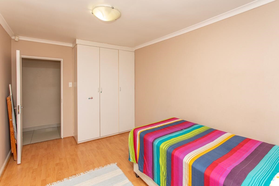 6 Bedroom Property for Sale in Vredekloof Heights Western Cape